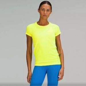 NWOT Lululemon Active tee in Bright Yellow Lemon 2
